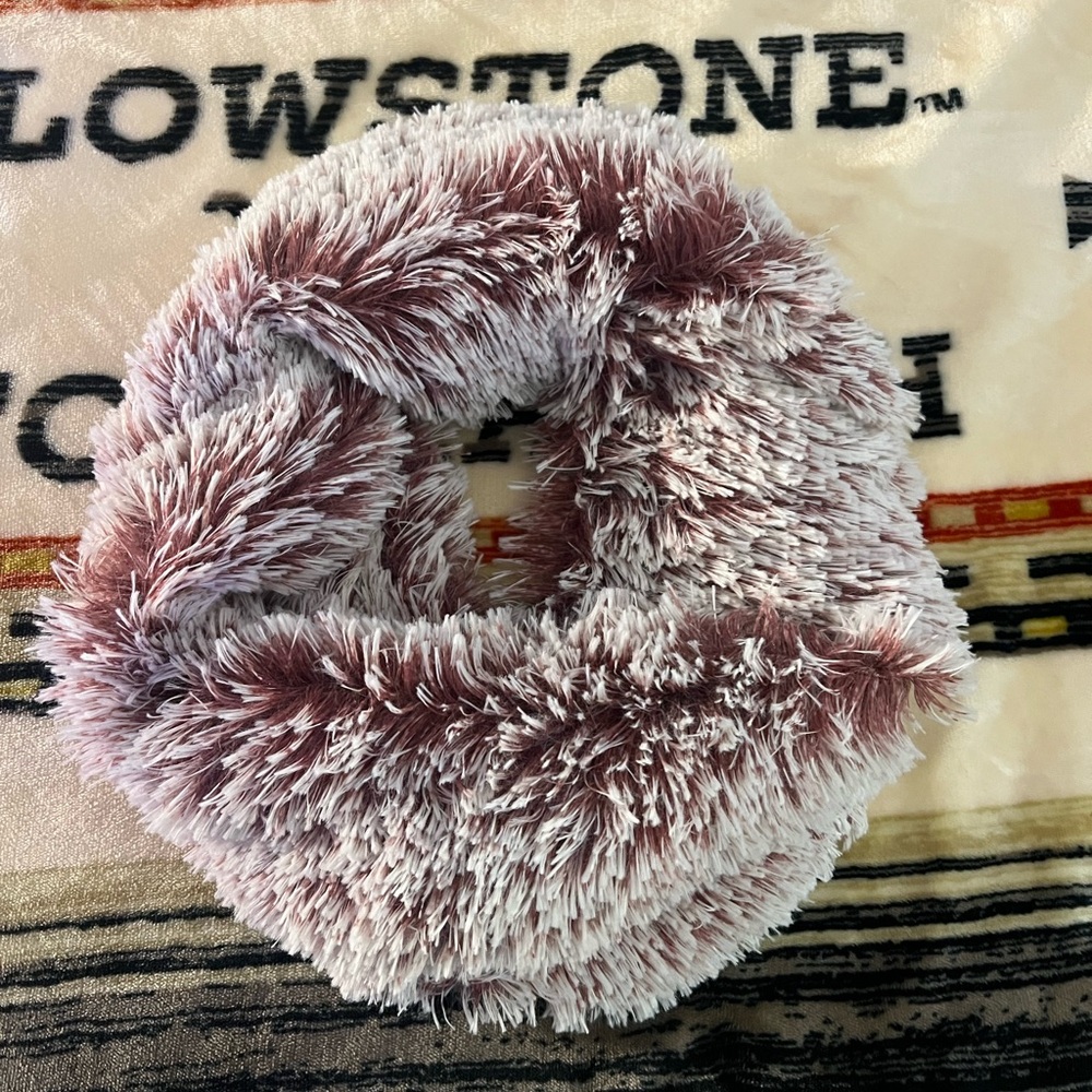 Altar’d State Plush Pink and White Scarf